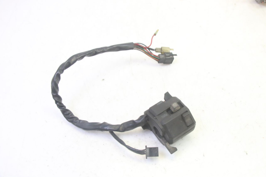 photo de COMMODO GAUCHE KAWASAKI GPX R WARBIRD 600 (1988 - 1993) - Autre angle de vue