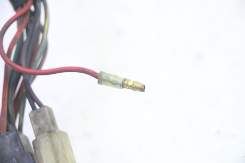 photo de COMMODO GAUCHE KAWASAKI GPX R WARBIRD 600 (1988 - 1993) - Points de fixation