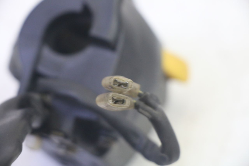 photo de COMMODO GAUCHE SUZUKI GSF N BANDIT 600 (1996 - 1999) - Vue d’ensemble