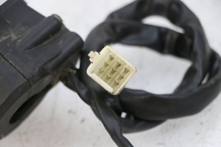 photo de COMMODO GAUCHE JM MOTORS GTS 125 (2015 - 2019) - Gros plan technique