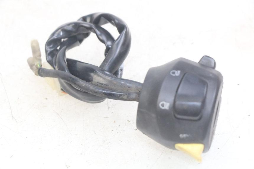 photo de COMMODO GAUCHE SYM JET SPORT XR 50 (2006 - 2015)