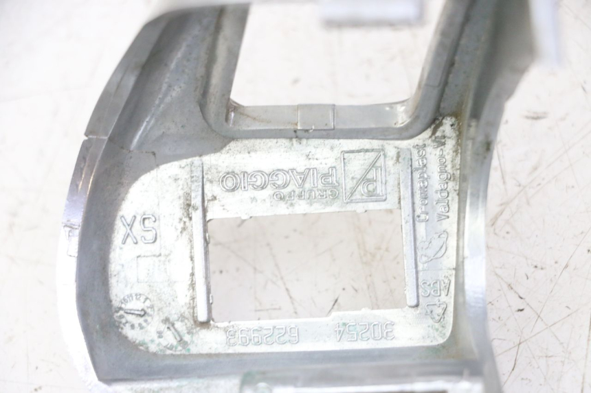photo de COMMODO GAUCHE PIAGGIO MP3 LT 400 (2007 - 2012)