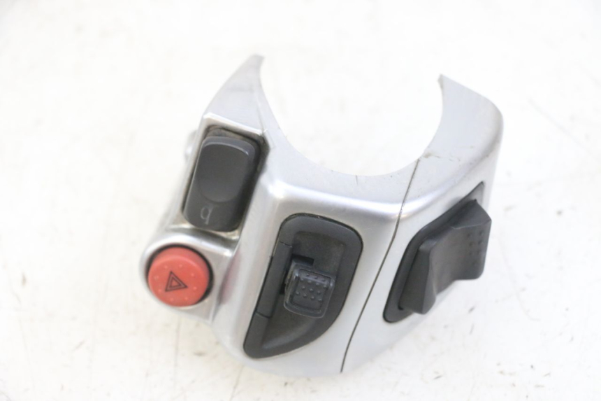 photo de COMMODO GAUCHE PIAGGIO MP3 LT 400 (2007 - 2012)