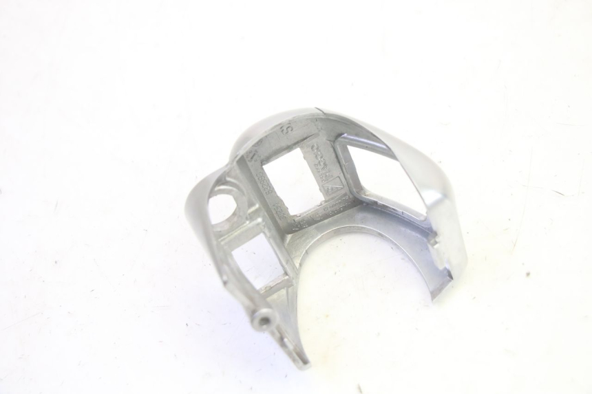 photo de COMMODO GAUCHE PIAGGIO MP3 LT 400 (2007 - 2012) - Autre angle de vue