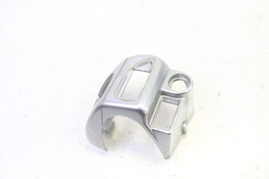 photo de COMMODO GAUCHE PIAGGIO MP3 RL 250 (2007 - 2010) - Détail de la pièce