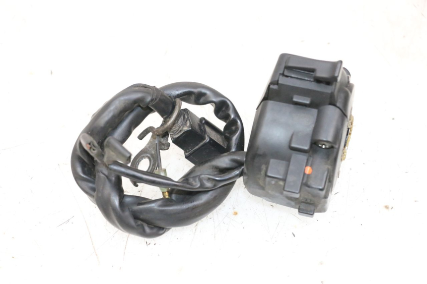 photo de COMMODO GAUCHE HONDA NSR R 125 (1994 - 2003) - Gros plan technique