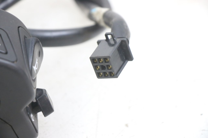 photo de COMMODO GAUCHE HONDA PCX (JF47) 125 (2012 - 2013)