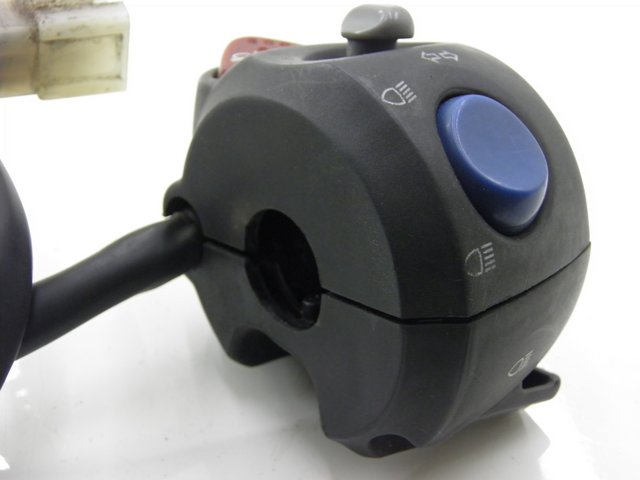 photo de COMMODO GAUCHE PEUGEOT ELYSTAR 125 (2002 - 2007)