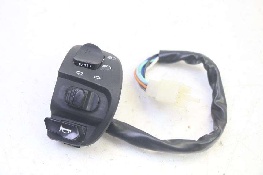 photo de COMMODO GAUCHE EFUN PUSA 1 - Vue principale