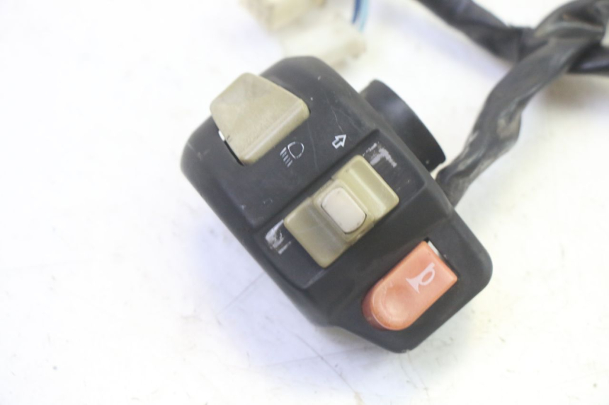 photo de COMMODO GAUCHE RIDE RACE 2T 50 (2012 - 2017) - Détail de la pièce