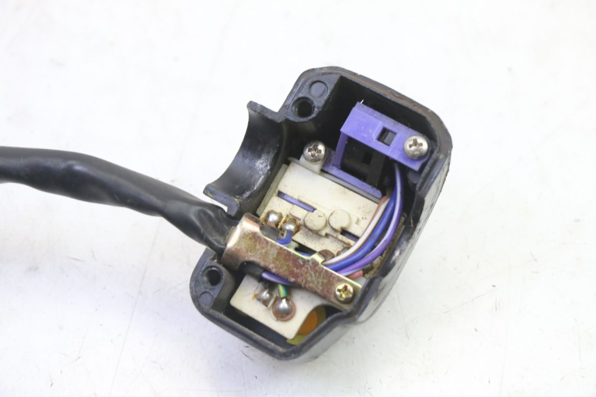 photo de COMMODO GAUCHE PGO RODOSHOW 2T 50 (2003 - 2007)