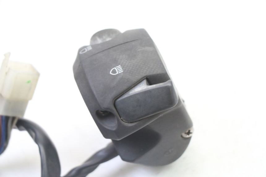 photo de COMMODO GAUCHE PEUGEOT SATELIS 250 (2006 - 2012)