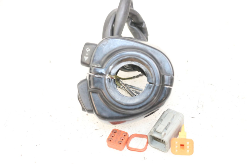 photo de COMMODO GAUCHE HARLEY DAVIDSON SPORTSTER XL CUSTOM 1200 (2003 - 2004)