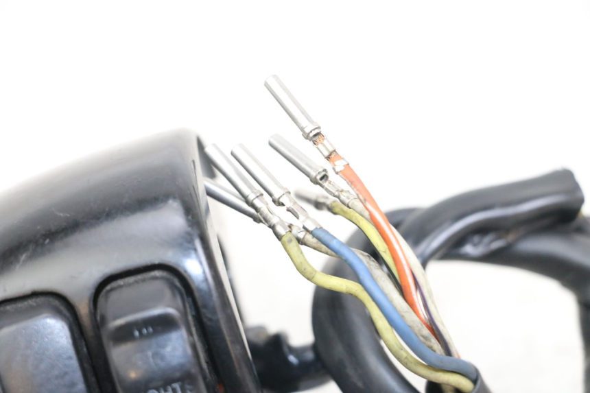 photo de COMMODO GAUCHE HARLEY DAVIDSON SPORTSTER XL CUSTOM 1200 (2003 - 2004)