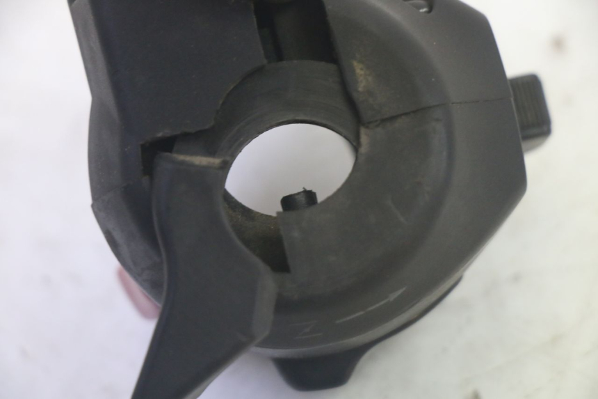 photo de COMMODO GAUCHE YAMAHA TZR 50 (2008 - 2016) - Vue d’ensemble