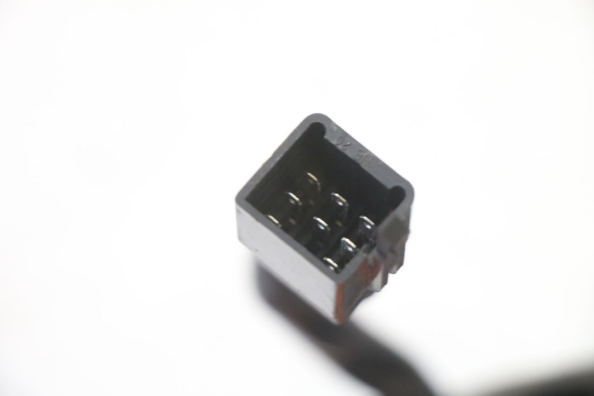 photo de COMMODO GAUCHE PEUGEOT V-CLIC VCLIC 50 (2007 - 2013)