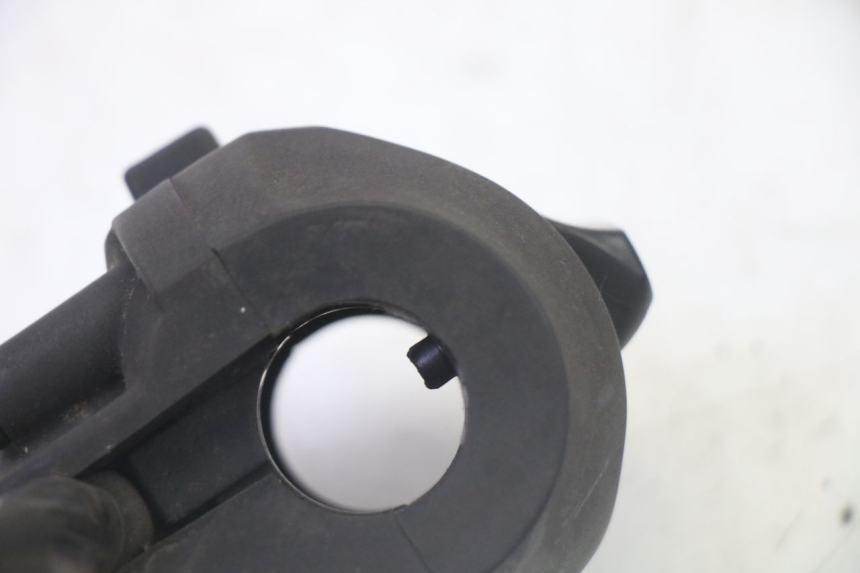 photo de COMMODO GAUCHE YAMAHA X-MAX XMAX 125 (2010 - 2014)