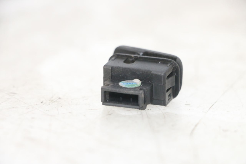 photo de COMMODO KLAXON PIAGGIO MP3 LT 300 (2010 - 2016)