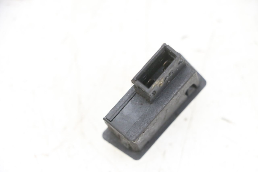 photo de COMMODO KLAXON YAMAHA XMAX X-MAX 125 (2006 - 2009) - Détail de la pièce