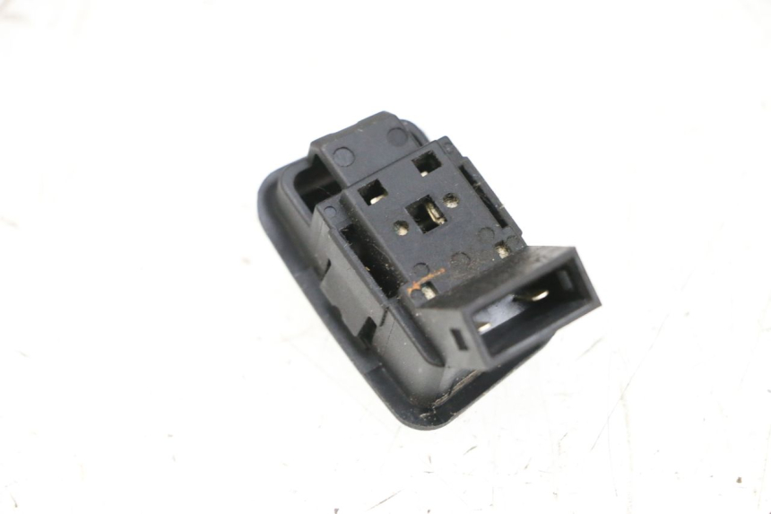 photo de COMMODO YAMAHA NEO'S CORE 1 (2022 - 2026) - Détail de la pièce