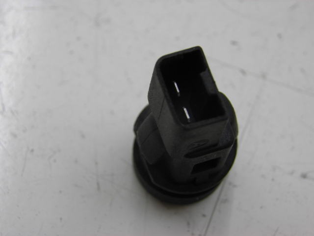 photo de COMMODO PIAGGIO BEVERLY 125 (1998 - 2005) - Détail de la pièce