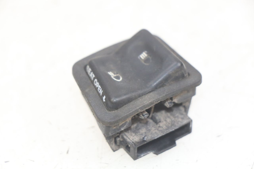 photo de COMMODO PLEIN PHARE SYM FIDDLE 3 III 125 (2014 - 2020)