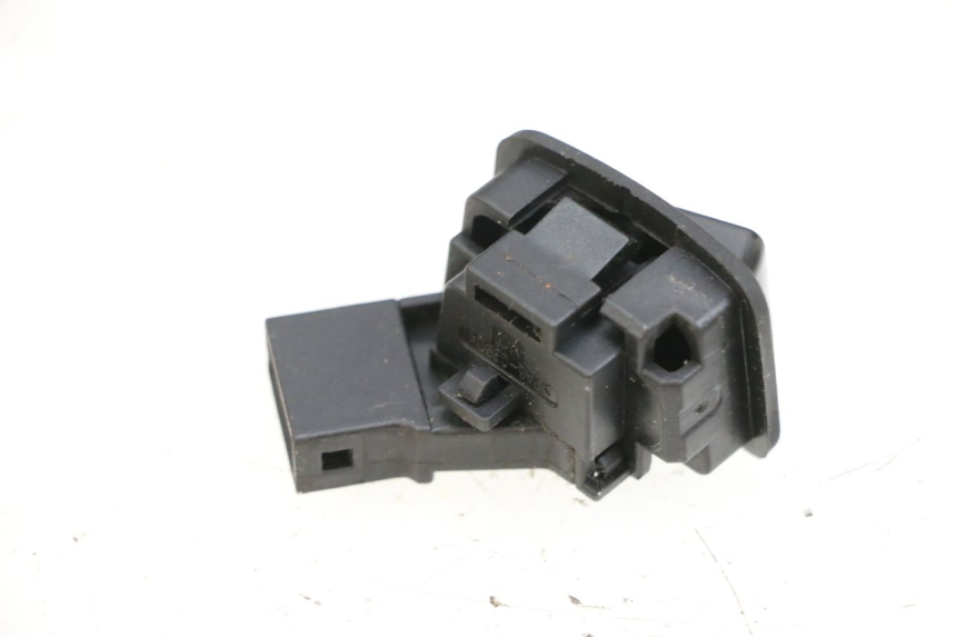 photo de COMMODO PLEIN PHARE YAMAHA NEO'S CORE 1 (2022 - 2026) - Zoom état d’usage