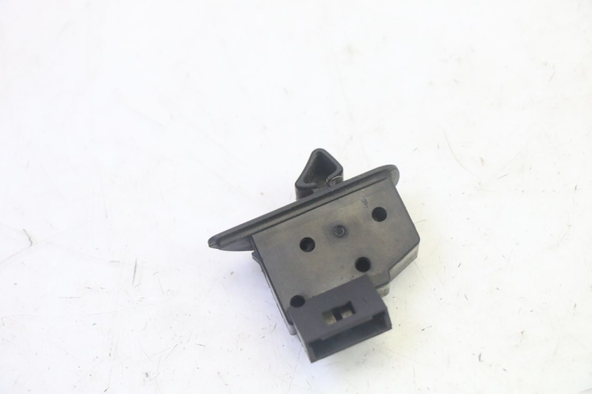 photo de COMMODO ROLL LOCK PIAGGIO MP3 HPE 350 (2018 - 2020) - Zoom état d’usage