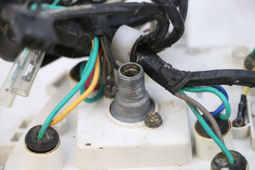 photo de COMPTEUR  KYMCO AGILITY CITY 4T 50 (2008 - 2016) - Zoom état d’usage