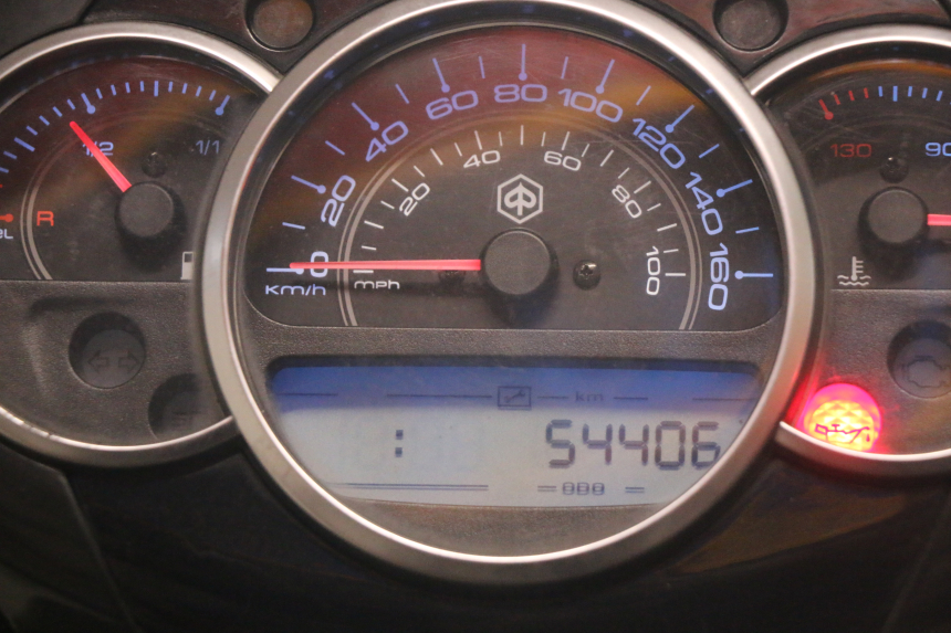 photo de COMPTEUR PIAGGIO BEVERLY 125 (2010 - 2015)