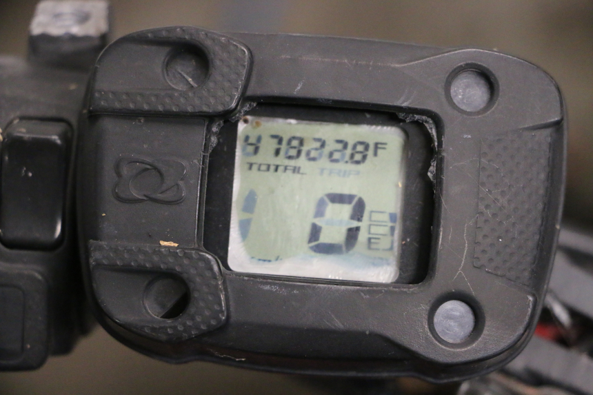 photo de COMPTEUR  MBK BOOSTER SPIRIT NAKED 50 (2004 - 2017) - Zoom état d’usage