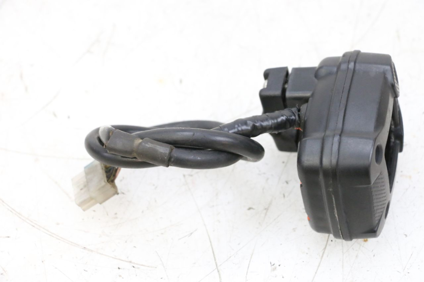 photo de COMPTEUR  MBK BOOSTER SPIRIT NAKED 50 (2004 - 2017) - État de surface