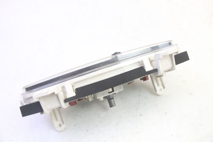 photo de COMPTEUR SUZUKI BURGMAN 125 (2007 - 2014) - Vue d’ensemble