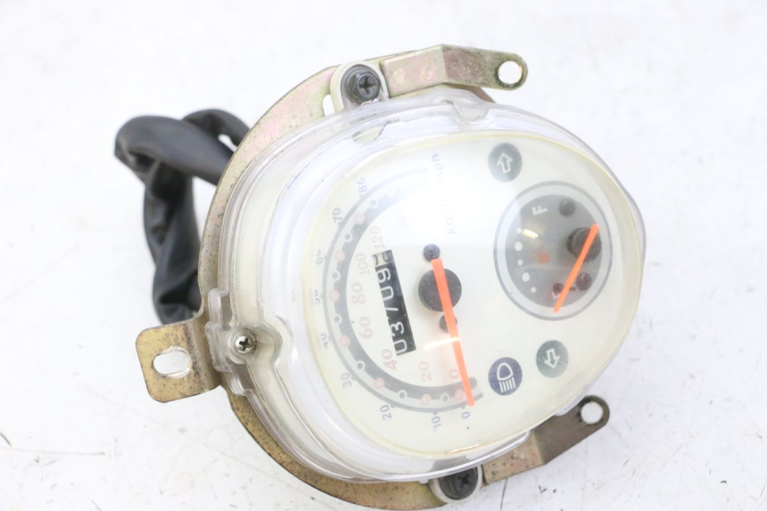 photo de COMPTEUR  DAELIM BESBI 125 (2007 - 2008)