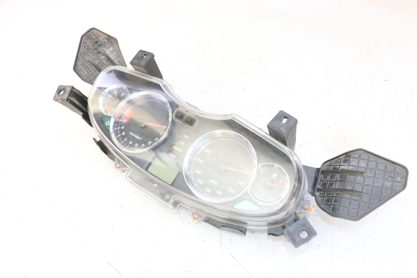 photo de COMPTEUR HONDA FES S-WING SWING ABS 125 (2007 - 2015)