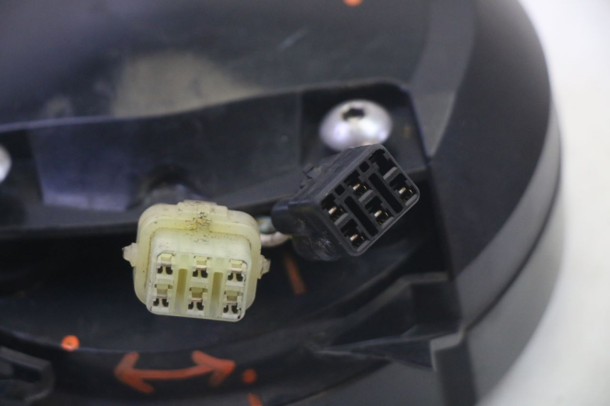 photo de COMPTEUR  YAMAHA FZ6 N FAZER 600 (2004 - 2006)