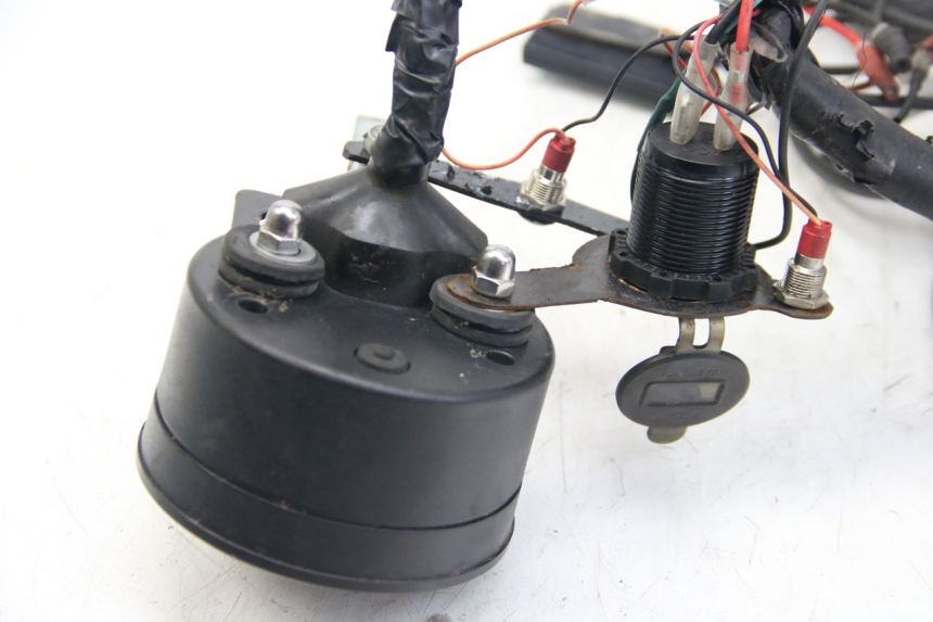 photo de COMPTEUR  YAMAHA FZS FAZER 600 (2001 - 2003)