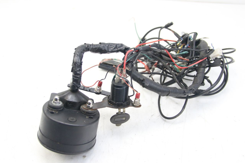 photo de COMPTEUR  YAMAHA FZS FAZER 600 (2001 - 2003)