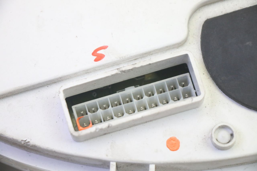 photo de COMPTEUR  SYM GTS EVO 125 (2009 - 2013) - Détails caractéristiques