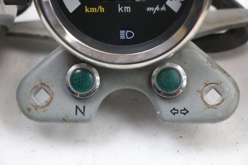 photo de COMPTEUR  JINLUN JL HIGHLANDER 125 (2007 - 2015)