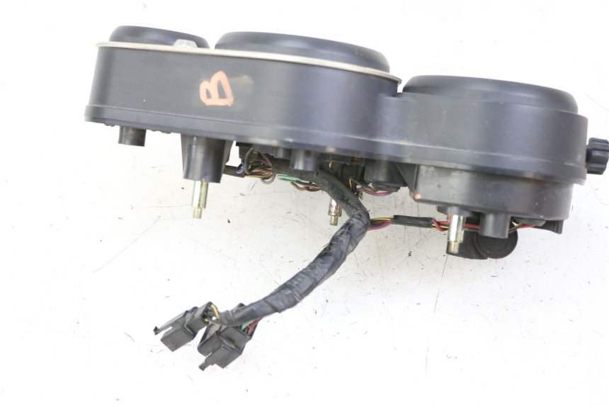 photo de COMPTEUR  KAWASAKI ZR7 ZR-7 S 750 (1999 - 2004)