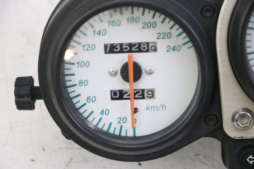 photo de COMPTEUR  KAWASAKI ZR7 ZR-7 S 750 (1999 - 2004)