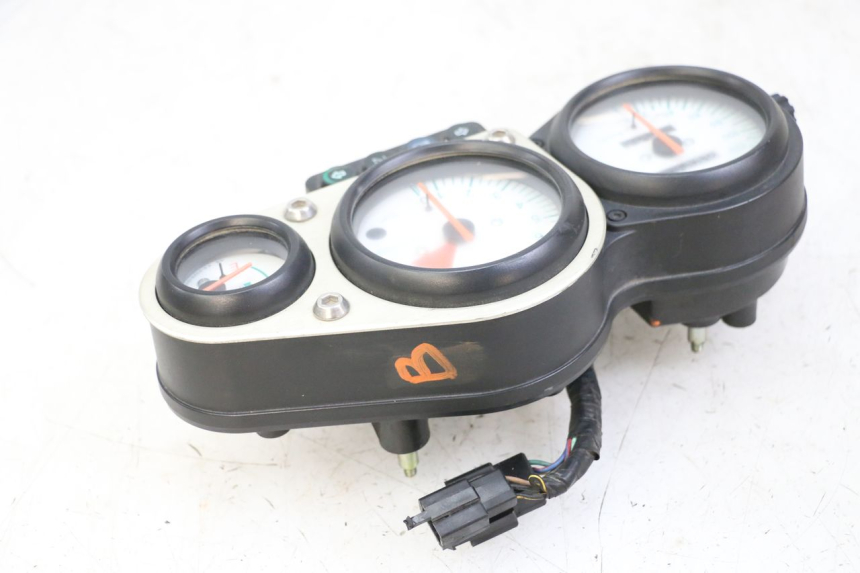 photo de COMPTEUR  KAWASAKI ZR7 ZR-7 S 750 (1999 - 2004)