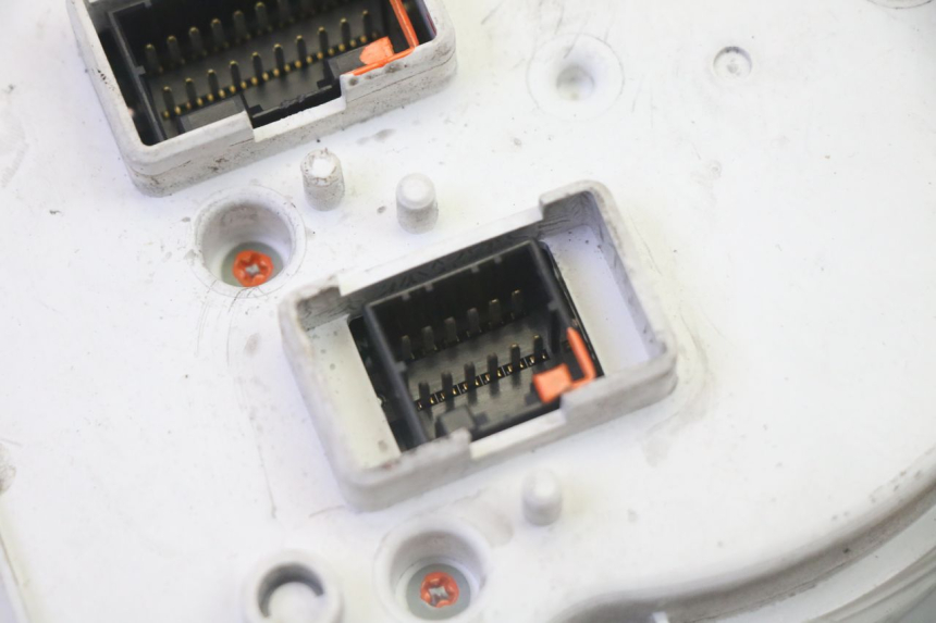 photo de COMPTEUR  PIAGGIO MP3 LT 300 (2010 - 2016)