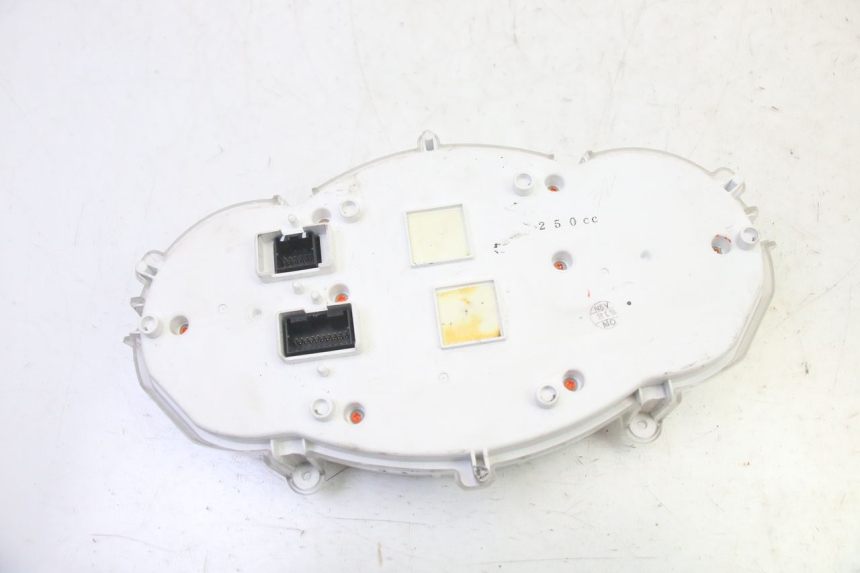 photo de COMPTEUR  PIAGGIO MP3 RL 250 (2007 - 2010)