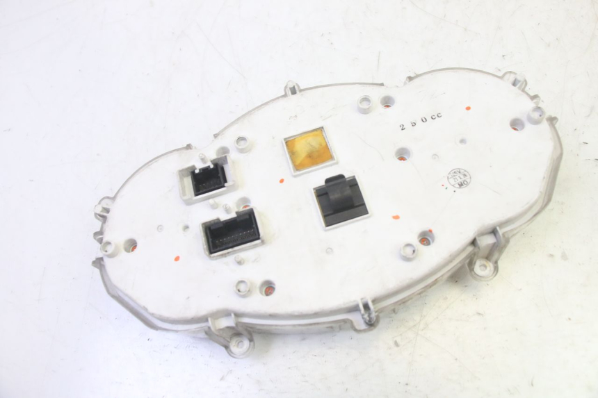 photo de COMPTEUR  PIAGGIO MP3 RL 250 (2007 - 2010)