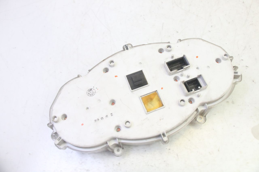 photo de COMPTEUR  PIAGGIO MP3 RL 250 (2007 - 2010)