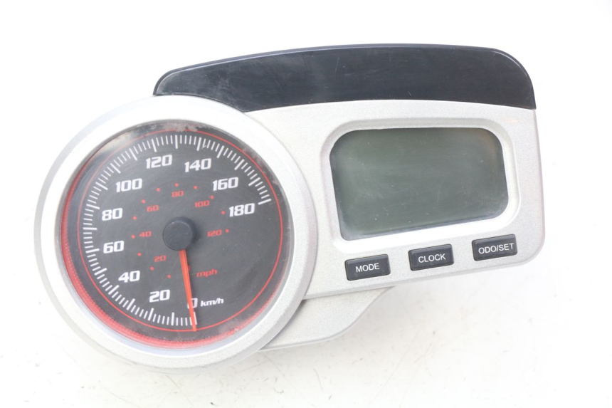 photo de COMPTEUR  GILERA NEXUS 125 (2009 - 2013)
