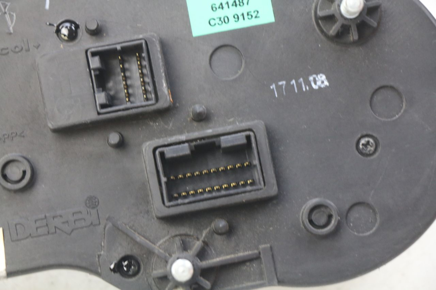 photo de COMPTEUR  GILERA NEXUS 125 (2009 - 2013)