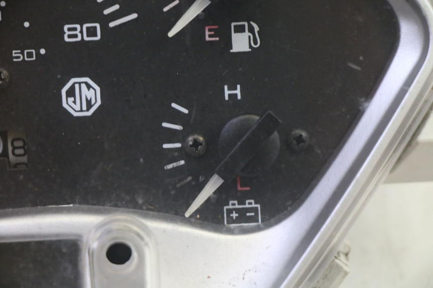 photo de COMPTEUR  JM MOTORS OLDIES GT 4T 50 (2018 - 2025) - Gros plan technique